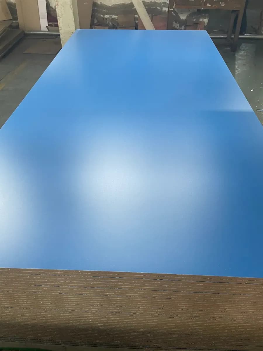 Blue matte Melamine MDF surface produced in the factory